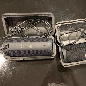 Pair of JBL FLIP5 Bluetooth Speakers